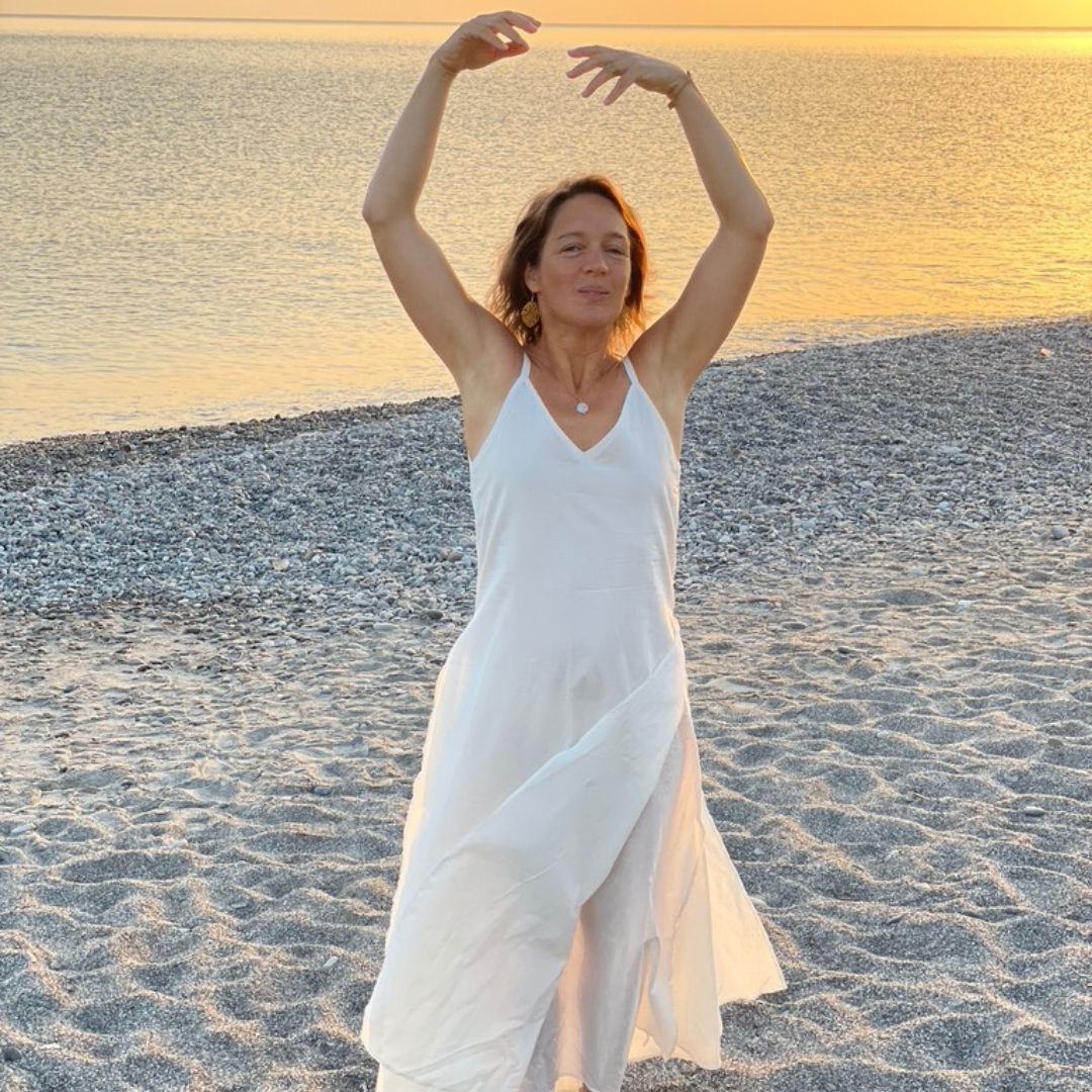 Intuitive Dance Beach